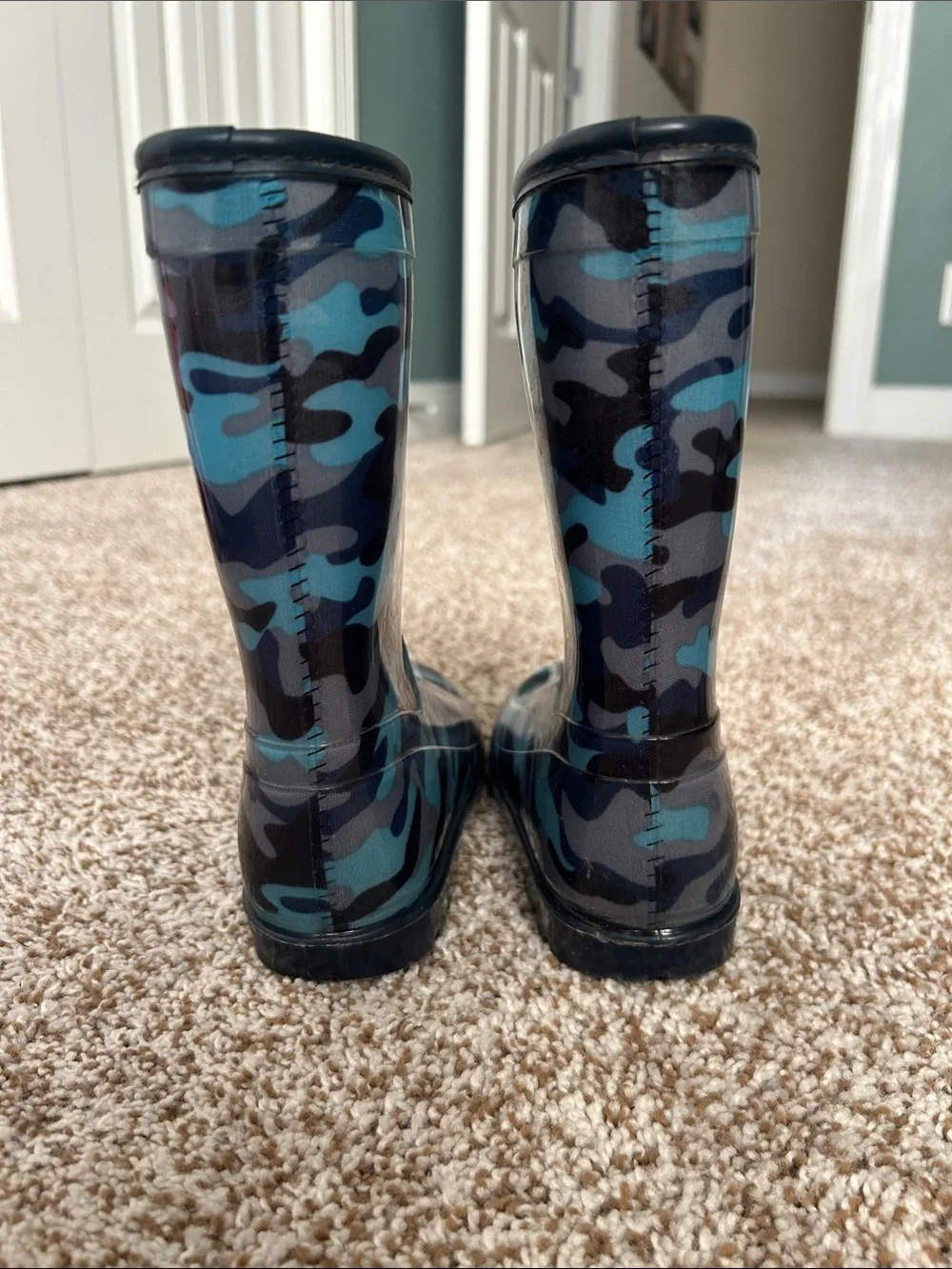 Stride Rite Kids Blue & Black Camo Rain Boots